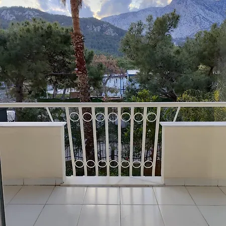 Club Marakesh Beach فندق 4*